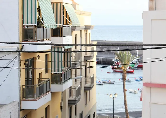 3 Bd By The Sea