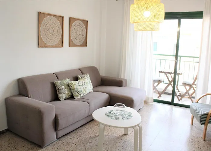 3 Bd By The Sea Apartman *