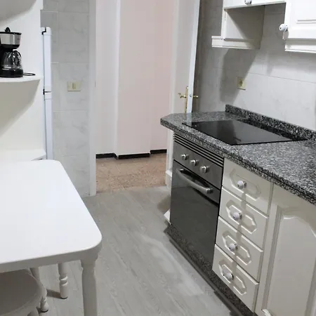 דירה 3 Bd By The Sea