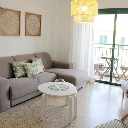 3 Bd By The Sea דירה *