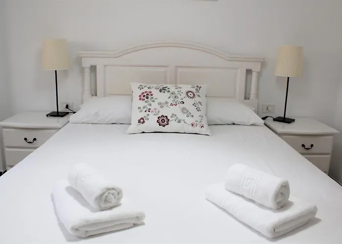 Апартаменты 3 Bd By The Sea