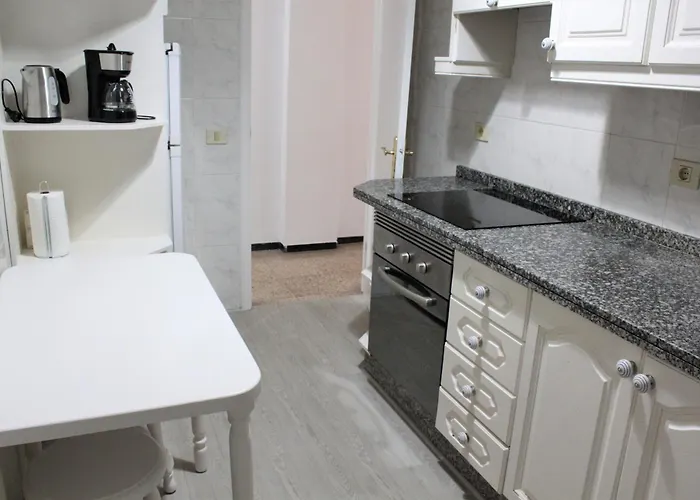 Апартаменты 3 Bd By The Sea