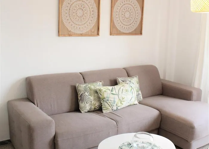 Апартаменты 3 Bd By The Sea *