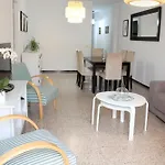 3 Bd By The Sea Apartment *